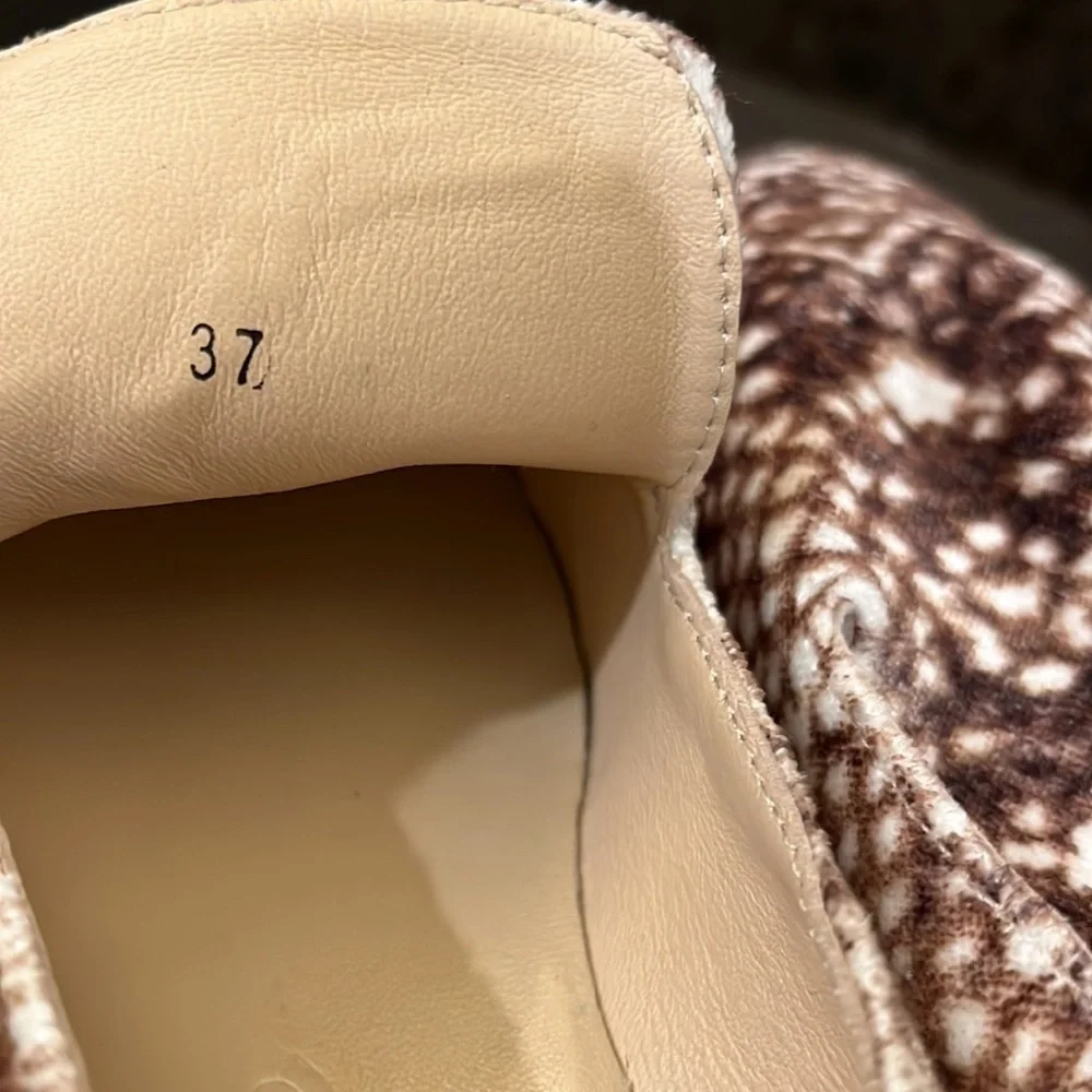 Free people snakeskin Velvet loafers sz:7